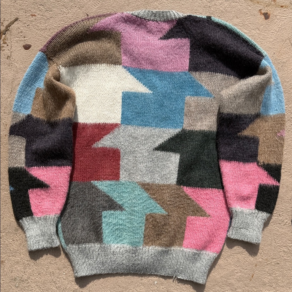 Peruvian Alpaca Wool Geometric Pattern Women's Cardigan - Picture 3 of 4